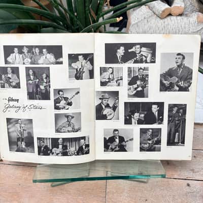 1960 Gibson Full Line Catalog Rare Burst Es335 Les Paul Melody Maker Vintage Case Candy Collector image 13