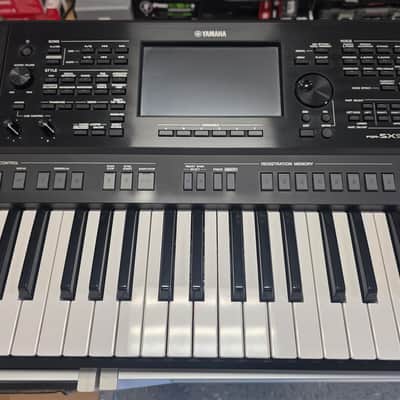 Yamaha PSR-SX920 61-Key Arranger Workstation 2024 - Present - Black image 3