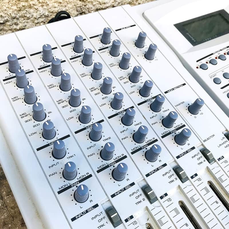 Fostex FD-4 Digital Multitracker Recorder w/ Box and Accessories