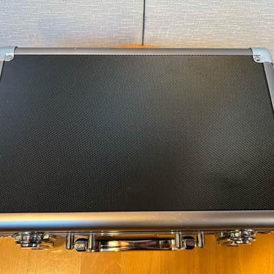 AKG D112 Cardioid Dynamic Bass Drum Microphone - Gray - WiTH Hand Made HARD CASE image 3