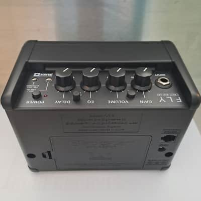 Blackstar Fly 3 3-Watt 1x3" Battery-Powered Mini Guitar Combo 2014 - Present - Black image 5