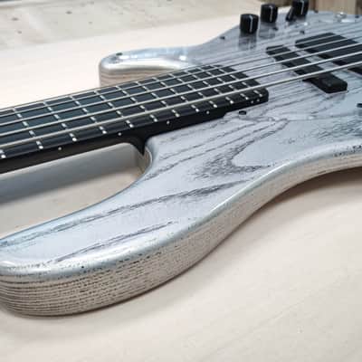 Alusonic Django Standard 5 CS - Silver Metallic image 4