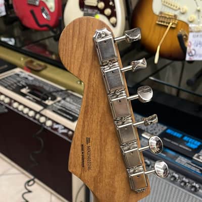 Fender FSR Vintera II '50s Stratocaster with Roasted Maple Fretboard 2025 - Black with Black Pickguard image 6