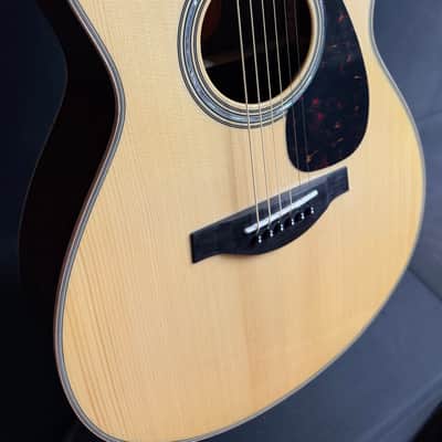 Yamaha LS16 ARE Grand Concert Acoustic-Electric Guitar Gloss Natural w/ Soft Case image 5