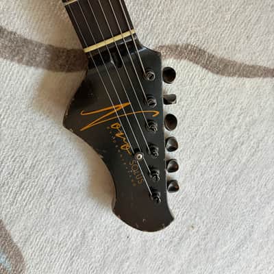 Signature Novo Solus H2 - Spalted Maple Top image 6