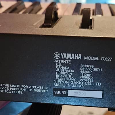Yamaha DX27 Programmable Algorithm Synthesizer 1985 - Black image 9
