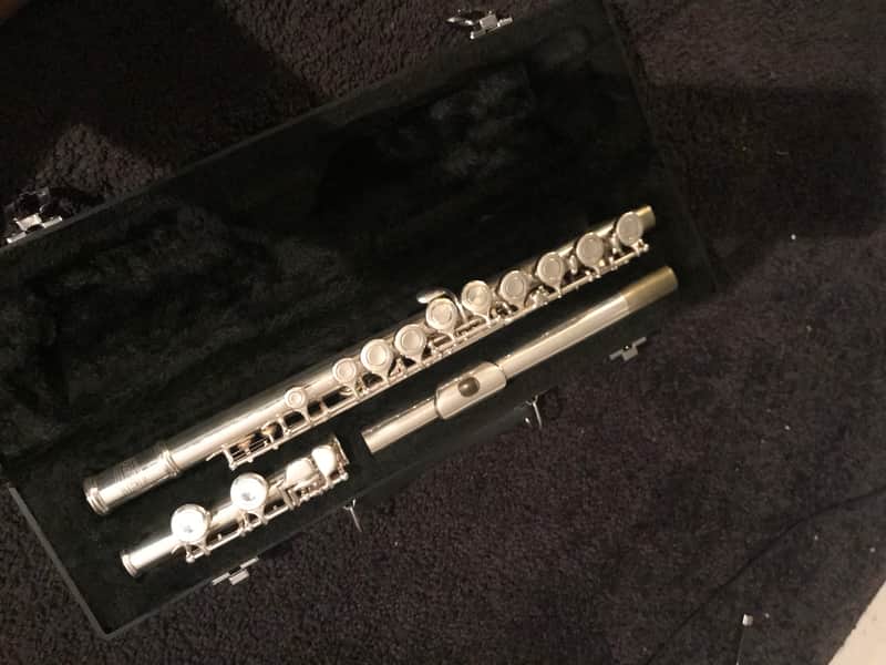 Bundy BFL-300 Closed-Hole Flute with Offset G, C Foot image 1