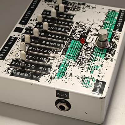Electro-Harmonix Bass Micro Synth 2008 - Present - Black image 2