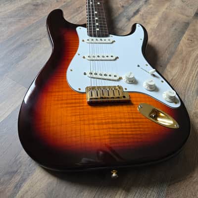 Fender American Limited Edition 50th Anniversary Flame Stratocaster image 7