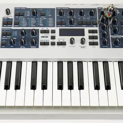 Access Virus Indigo 2 Synthesizer Keyboard + Fast Neuwertig+OVP + 1,5J Garantie image 8