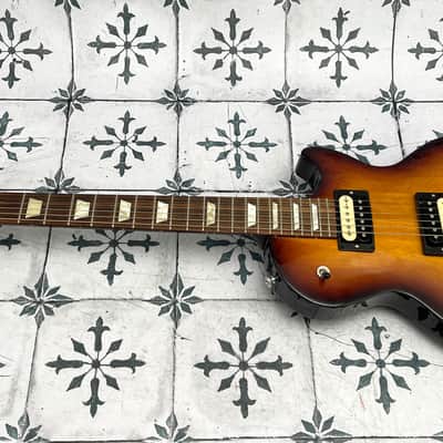 Gibson Les Paul Studio without Fretboard Binding • 2021 • 7.56 lb image 3