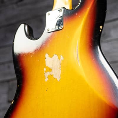 Fender '62 J Bass Relic - 3-Color Sunburst image 8