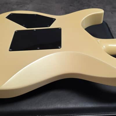 ESP The Mirage Custom Shop HSS Jackson Soloist Lawsuit Headstock USA Seymour Duncan Pickups Synclear Sinclair Floyd Rose FR Super Strat MIJ MJ Japan Vintage 80s Guitar image 13