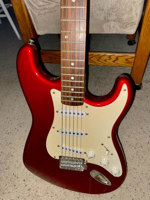 Fender Squier Affinity Stratocaster 2004 Candy Apple Red image 1