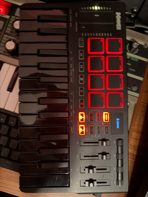 Donner dmk-25 pro 2022 - Black image 1