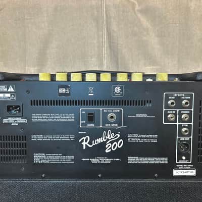 Fender Rumble 200 V3 200-Watt 1x15" Bass Combo 2015 - Present - Black image 7