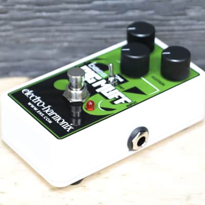 Electro-Harmonix Nano Bass Big Muff Pi Fuzz Distortion Sustainer Effect Pedal image 5