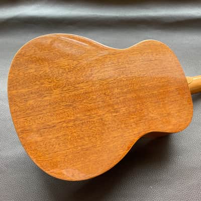 Snail SUB-M1 BARITONE UKULELE 2025 - Natural Gloss Mahogany Ref No 180 Workshop repair image 2