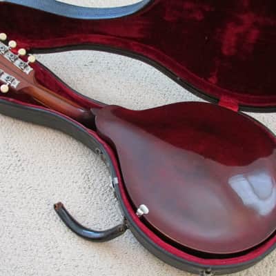 Circa 1918 Gibson A2 Mandolin w/OHSC image 2