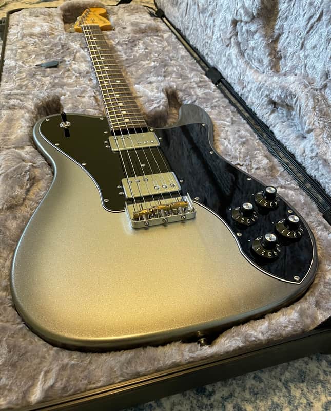 Fender American Professional II Telecaster Deluxe with Rosewood Fretboard