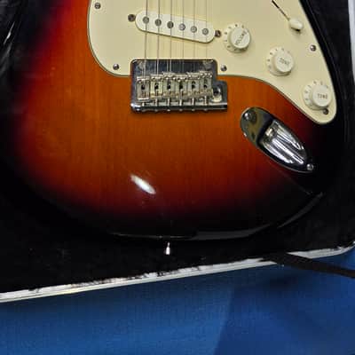 Fender American Standard Stratocaster with Rosewood Fretboard 2008 - 2016 - 3-Color Sunburst image 1