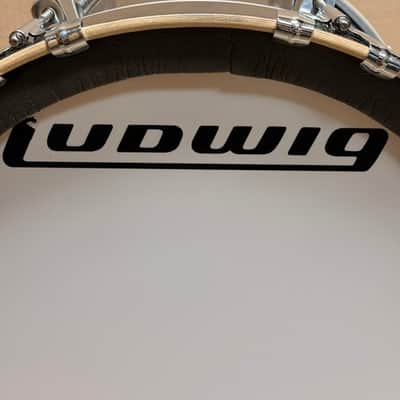 Ludwig 18"x15" Marching Bass Drum image 4
