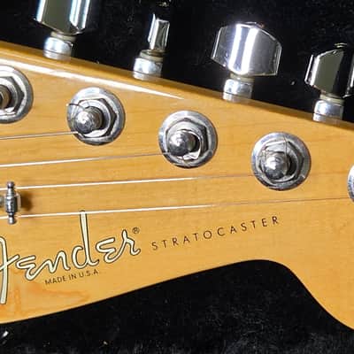 Fender American Standard Stratocaster with Rosewood Fretboard 2008 - 2016 - 3-Color Sunburst image 3