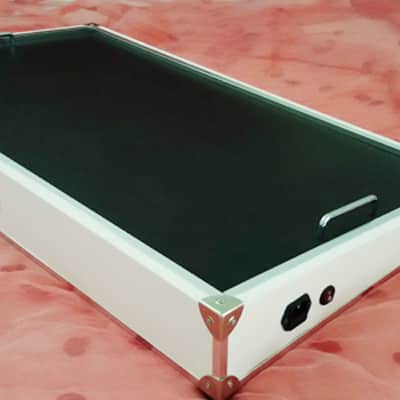 Pedalboard Luxury LIMITED EDITION White Diamond  model 3 of 5 image 1