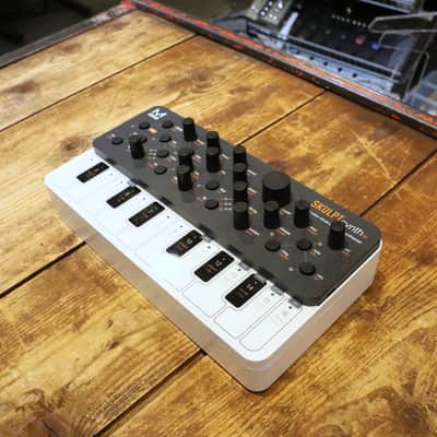 Modal Electronics Skulpt SE 4-Voice Analog Synthesizer 2021 - Black / White image 3