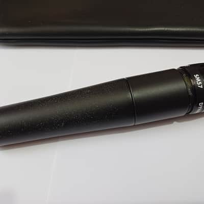 Shure SM57 Cardioid Dynamic Microphone - with zip case and mic clip image 6