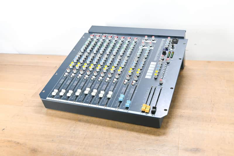 Allen & Heath MixWizard WZ4 12:2 12-Channel Analog Mixer CG01426