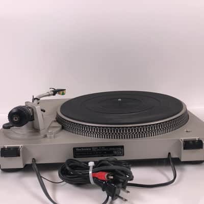 Technics SL-D2 Direct Drive Automatic Turntable image 3