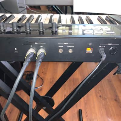 Native Instruments Komplete Kontrol S49 2010s - Black image 3