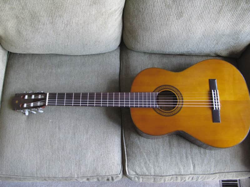 Yamaha G-231 Classical Guitar  Natural with hardshell case image 1