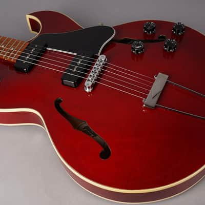 Gibson ES-135 Semi-Hollowbody Guitar - 1992 - Cherry image 18