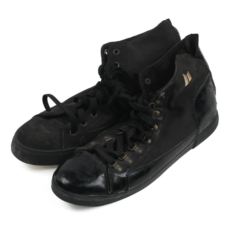 Macbeth Mike Dirnt Signature Shoes Mismatched Pair Owned by Mike Dirnt image 1