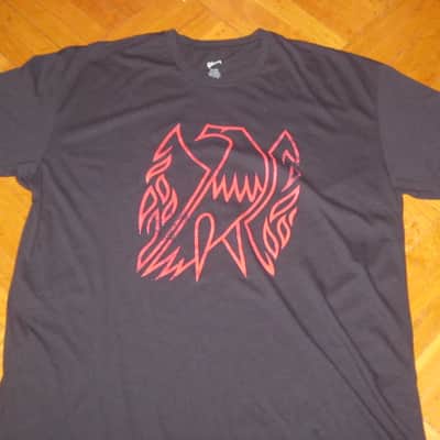 lightly worn genuine Gibson Firebird T-Shirt XL (X-Large), Black with Red Graphic, 60% Cotton / 40% Polyester - short sleeve GIBS-GA-FBBMXL (GA-FBBMXL) UPC # 711106533919, part of back neck area & right shoulder were re-stitched image 8