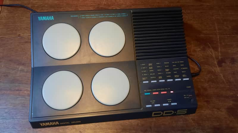 Yamaha DD-5 Digital Drum Machine Electronic Vintage Drum Pad Synth imagen 1