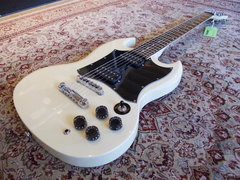 Epiphone G-310 SG White image 1