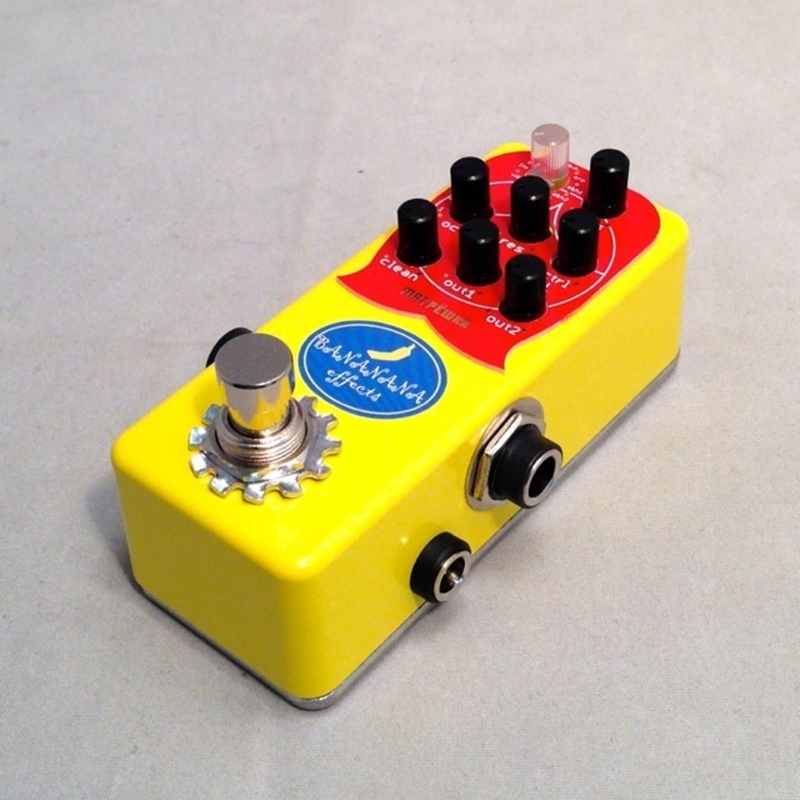 Bananana Effects Matryoshka Bass Synth | Reverb