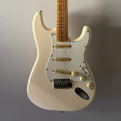 Rare 1989 Fender Squier Stratocaster USA (E9-Series) Aged Olympic White Excellent Player with Low Action image 1