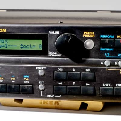 Roland XV-3080 128-Voice Rackmount Synthesizer Module 2000 - 2002 - Black
