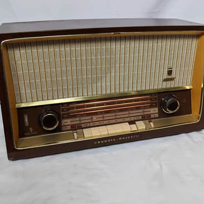 Vintage Grundig Majestic 3160 FM/MPX/AM/Shortwave/UHF Radio MCM Style And Incredible Sound! 1960 image 1