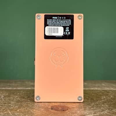 Walrus Audio Kangra Filter Fuzz 2019 - Pink image 3