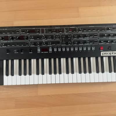 Sequential Prophet-6 49-Key 6-Voice Polyphonic Synthesizer 2018 - 2020 - Black with Wood Sides image 2