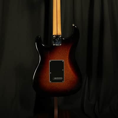 Fender Limited Edition Player II Stratocaster®, Rosewood Fingerboard, Sparkle 3-Color Sunburst 2025 - 3 color sunburst image 7