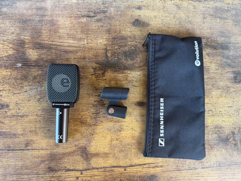 Sennheiser e906 Supercardioid Dynamic Instrument Microphone 2004 - Present - Black image 1