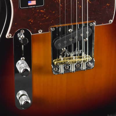 Fender American Professional II Telecaster Left-Hand 3-Color Sunburst Rosewood Fingerboard image 3