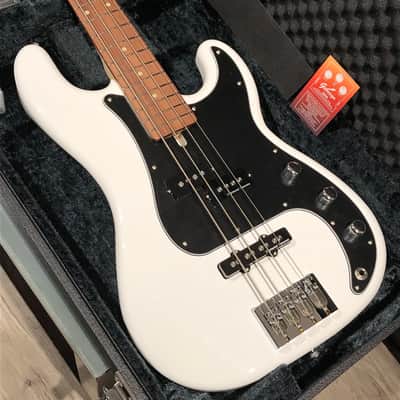 Schecter Japan PA-OR-B/XXX White (Outrage) image 7