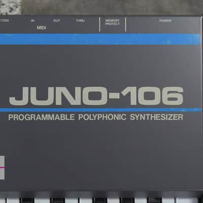 Roland JUNO-106 Programmable Polyphonic Synthesizer in Very Good condition image 10